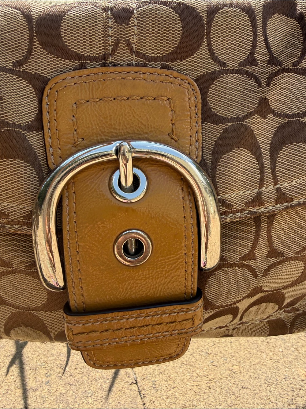 Coach Soho flap Signature Canvas Shoulder Bag - Picture 2 of 8